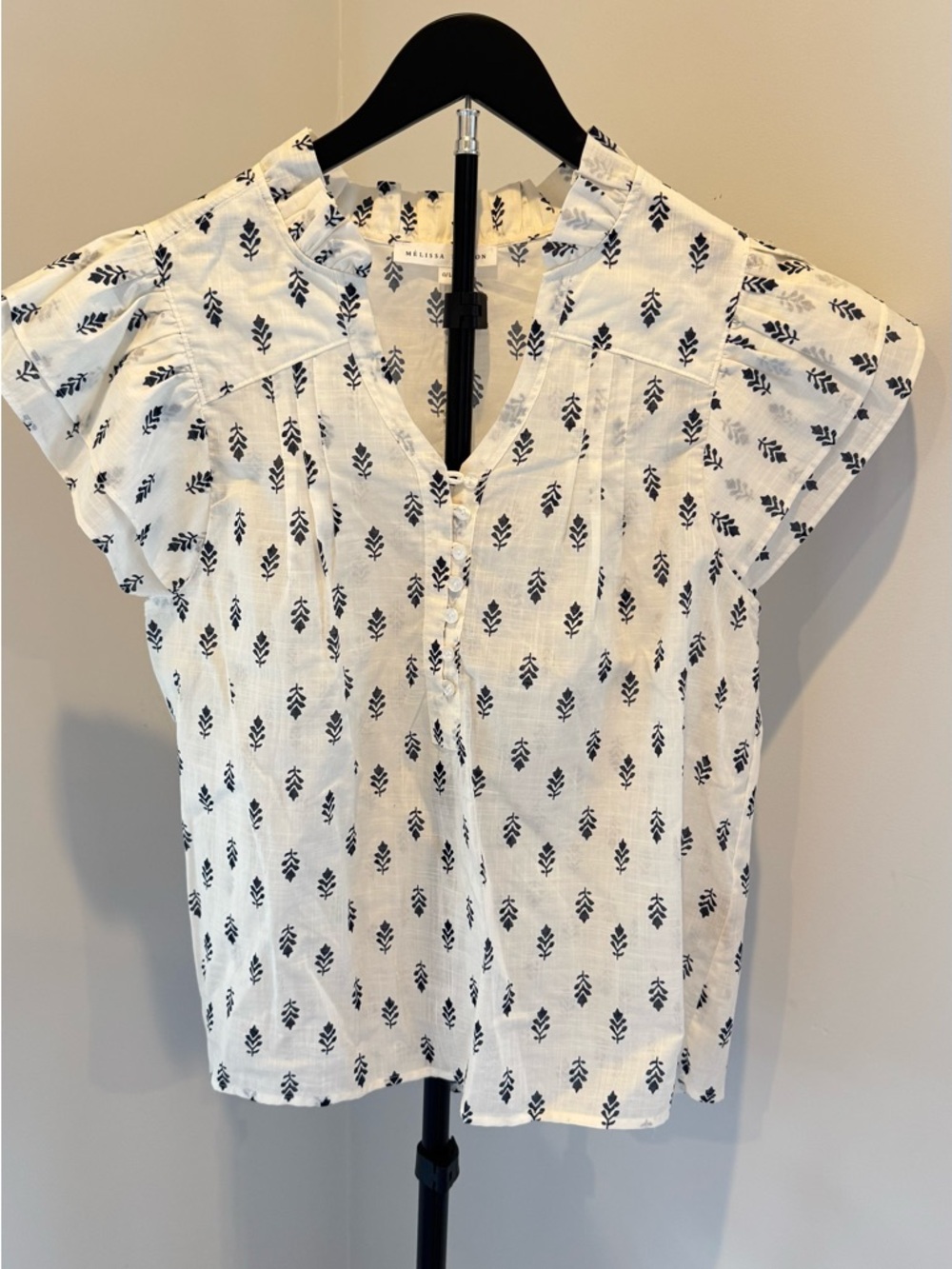 MELISSA NEPTON White Blouse with Navy Leaf Print and Flutter Sleeves